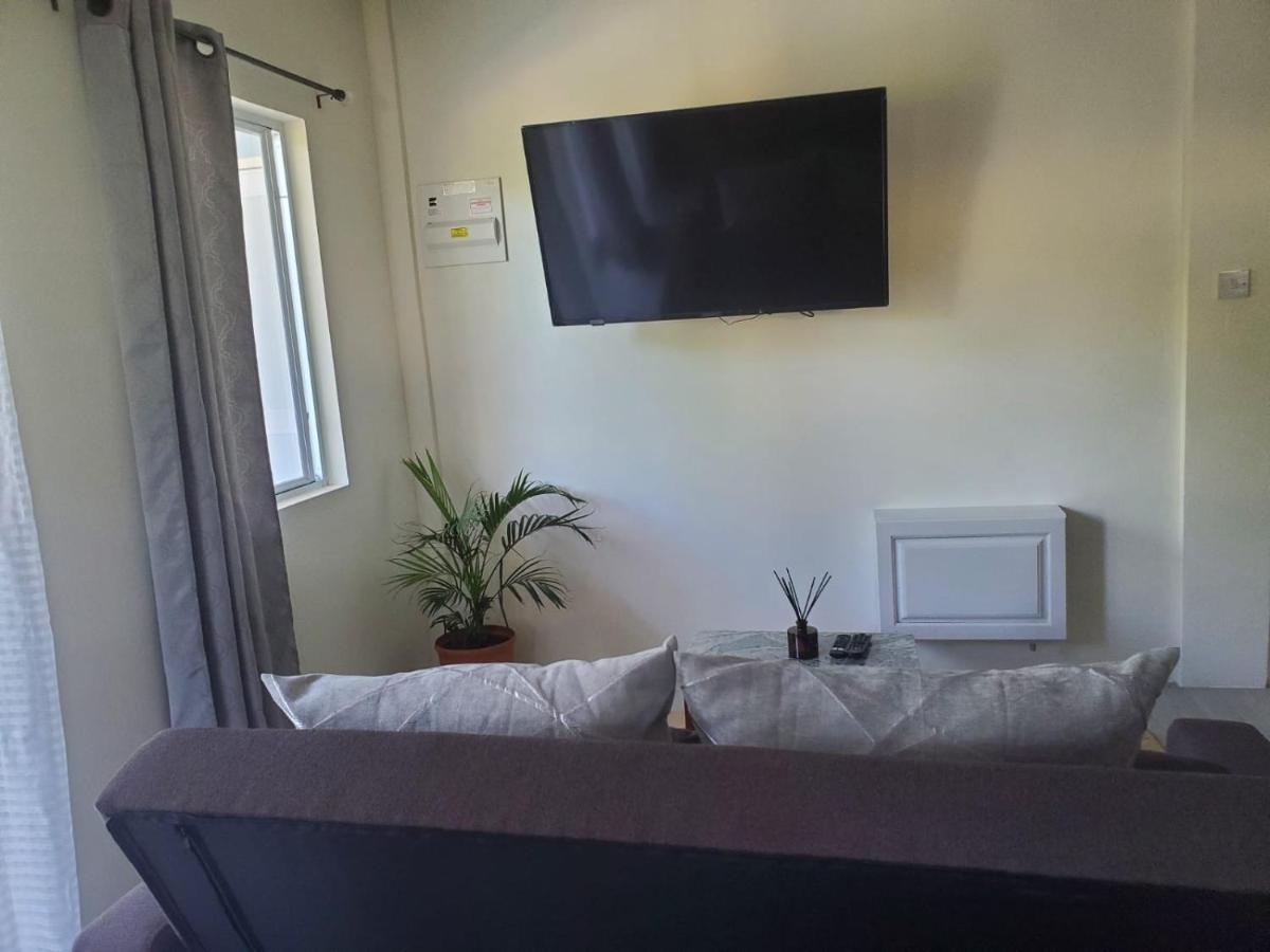Tranquility Suites- Feels Like Home Choiseul 外观 照片