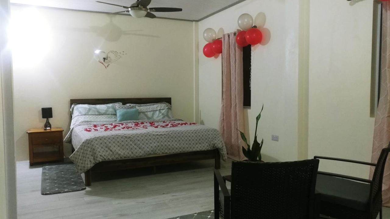 Tranquility Suites- Feels Like Home Choiseul 外观 照片